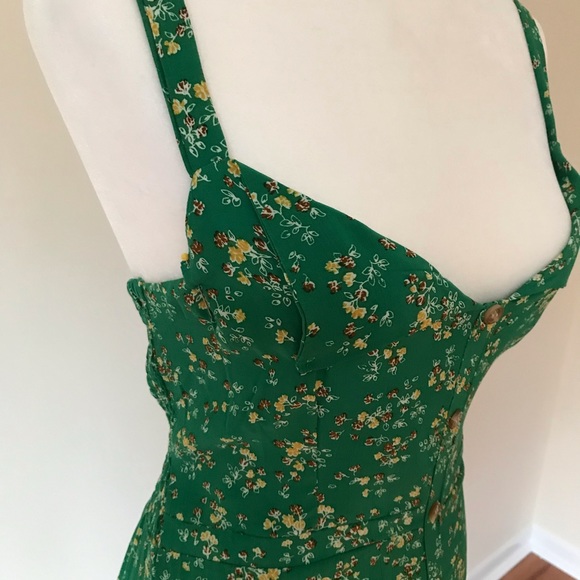 Faithfull Este Midi Dress - Picture 4 of 6